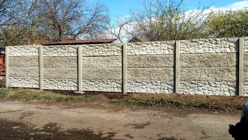 Глухой еврозабор